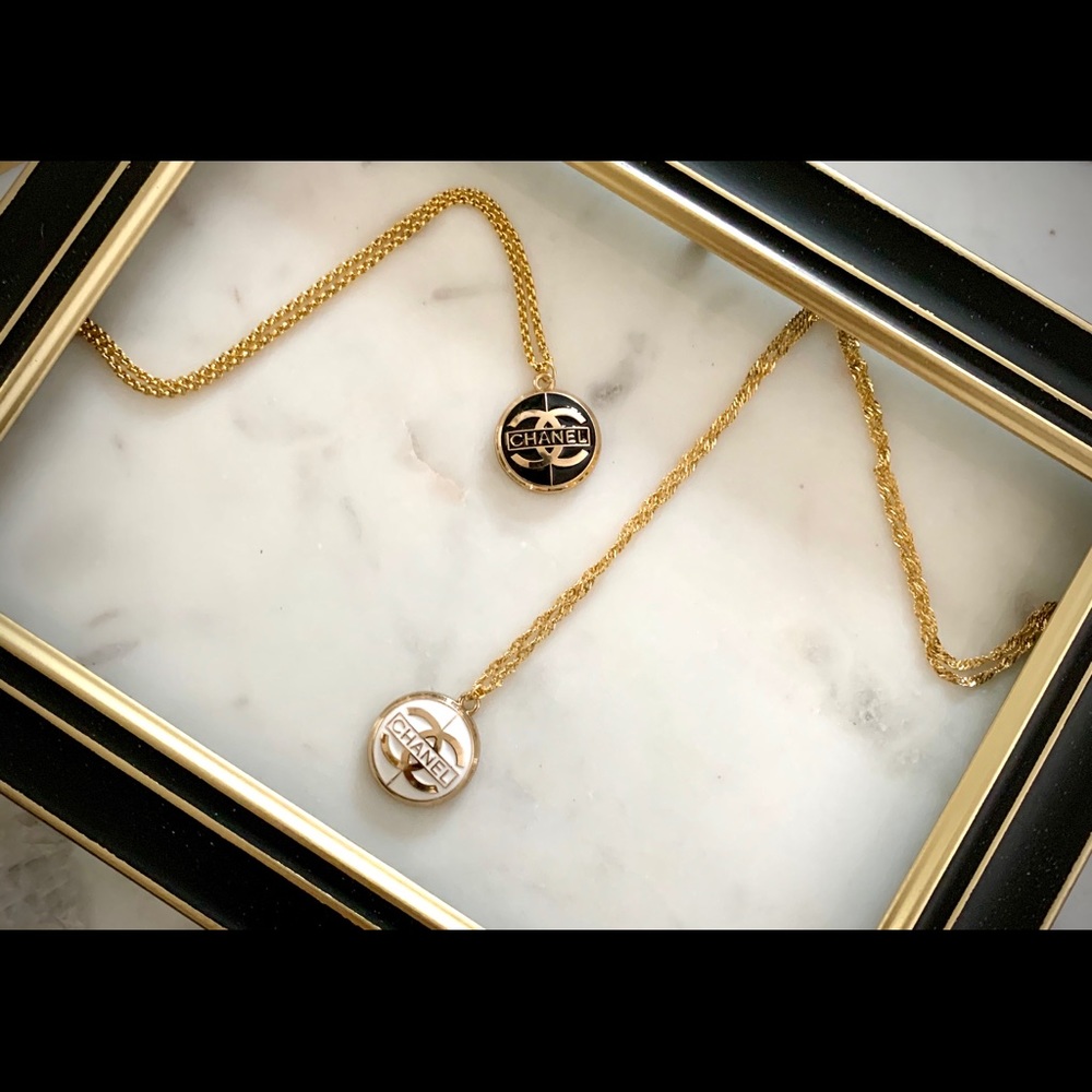 🌠Authentic Chanel necklace🌠